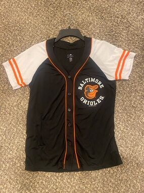 Woman’s Black & White Button-Front Baseball Top